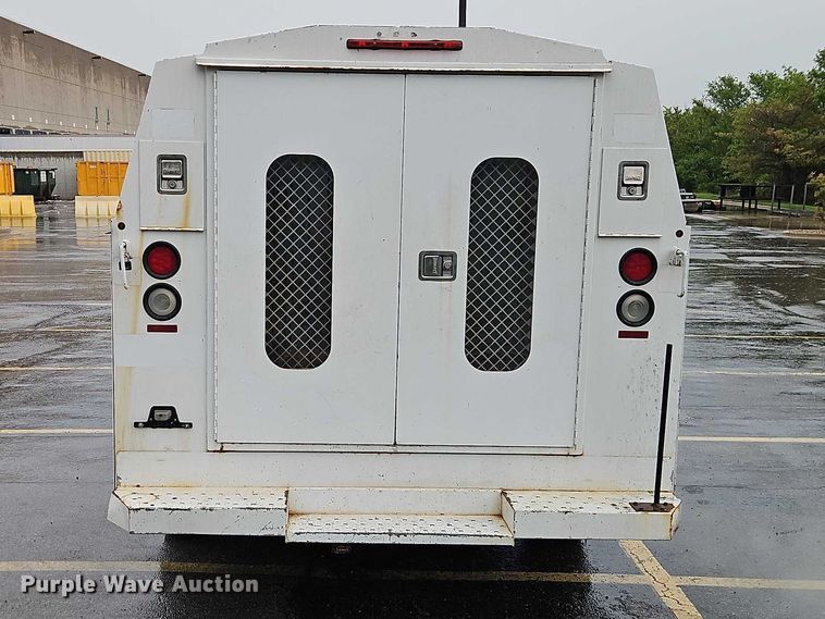 image for item EO7319 2012 Ford E350 utility van