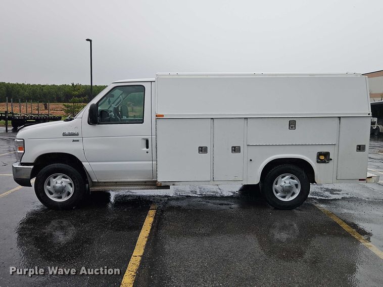 image for item EO7319 2012 Ford E350 utility van