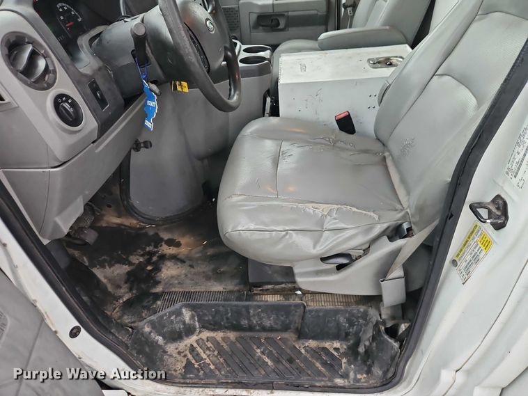 image for item EO7319 2012 Ford E350 utility van