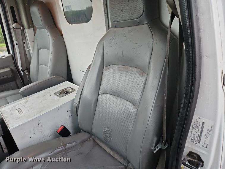 image for item EO7319 2012 Ford E350 utility van