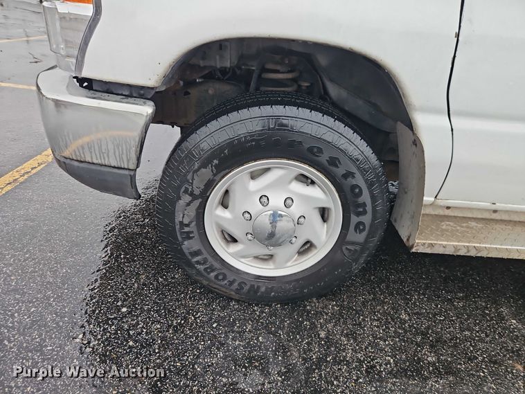 image for item EO7319 2012 Ford E350 utility van