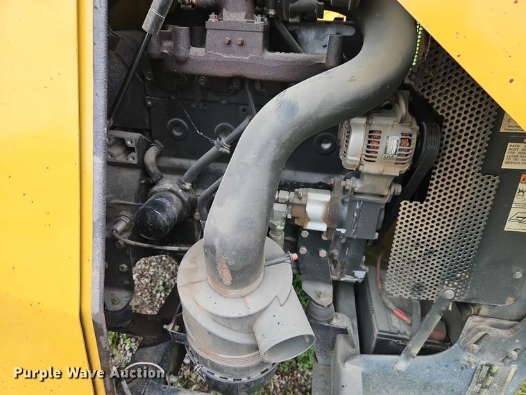 image for item EO7329 2001 Vermeer BC1000XL wood chipper