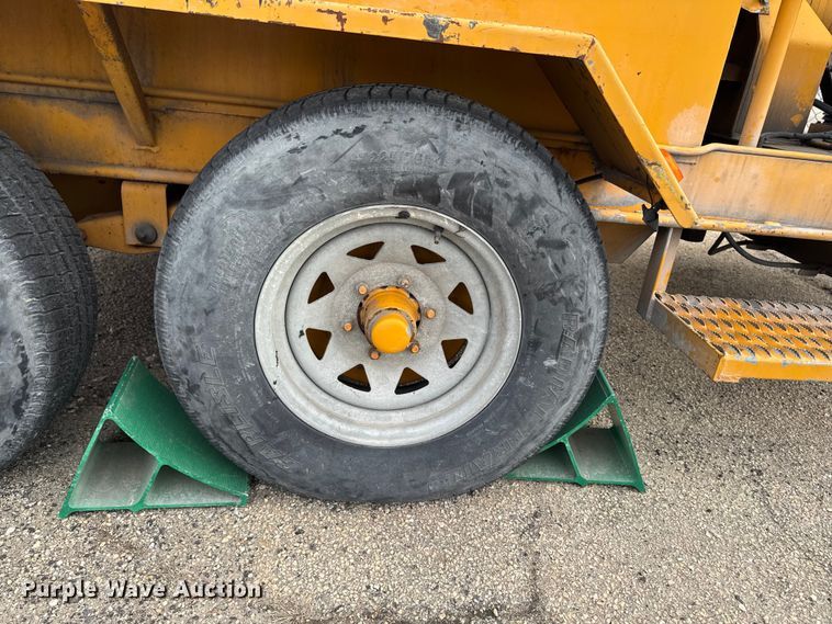 image for item ER0479 2015 Marathon pothole patcher