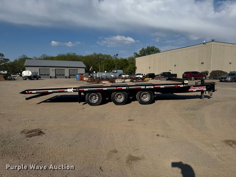image for item ER0481 2019 Interstate Trailers, Inc. 50TDL tilt deck equipment trailer