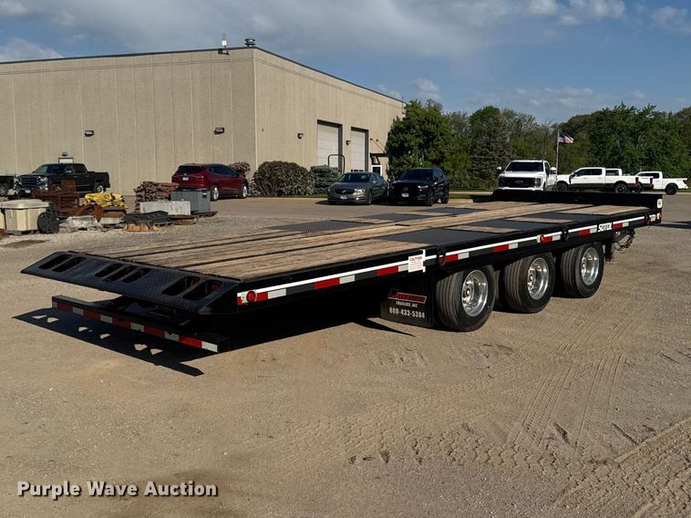 image for item ER0481 2019 Interstate Trailers, Inc. 50TDL tilt deck equipment trailer