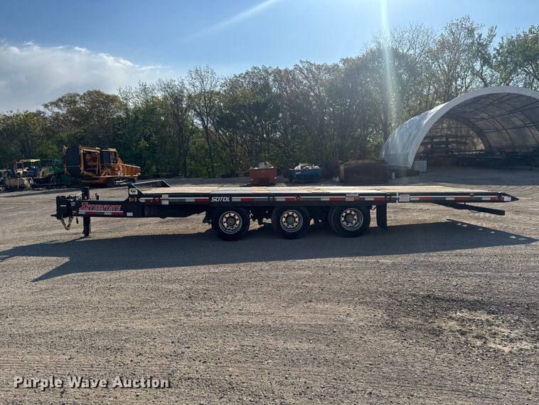 image for item ER0481 2019 Interstate Trailers, Inc. 50TDL tilt deck equipment trailer