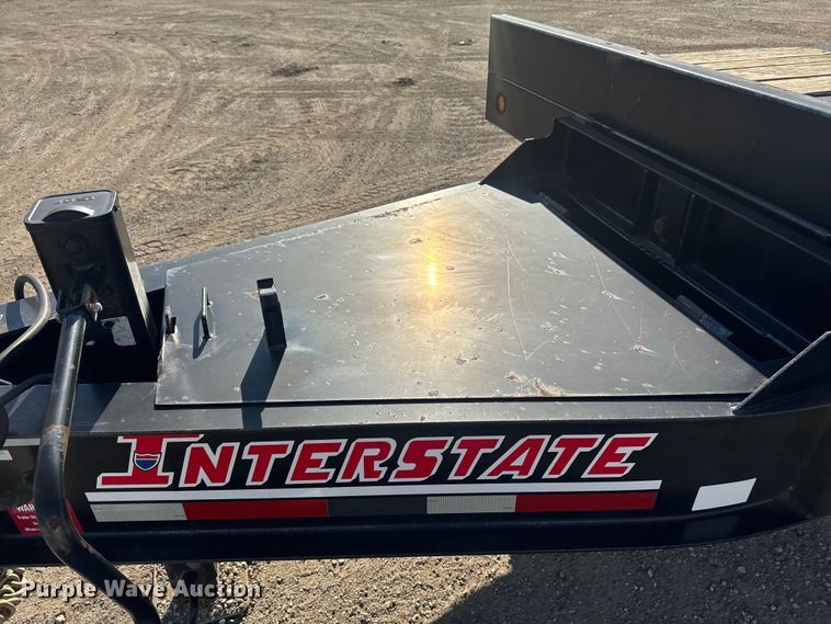 image for item ER0481 2019 Interstate Trailers, Inc. 50TDL tilt deck equipment trailer