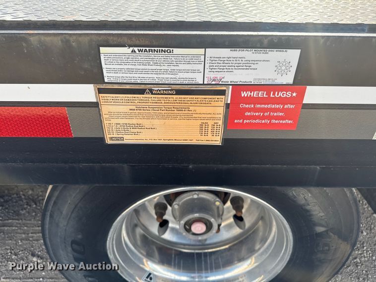 image for item ER0481 2019 Interstate Trailers, Inc. 50TDL tilt deck equipment trailer