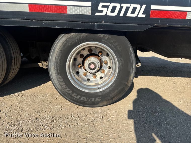 image for item ER0481 2019 Interstate Trailers, Inc. 50TDL tilt deck equipment trailer
