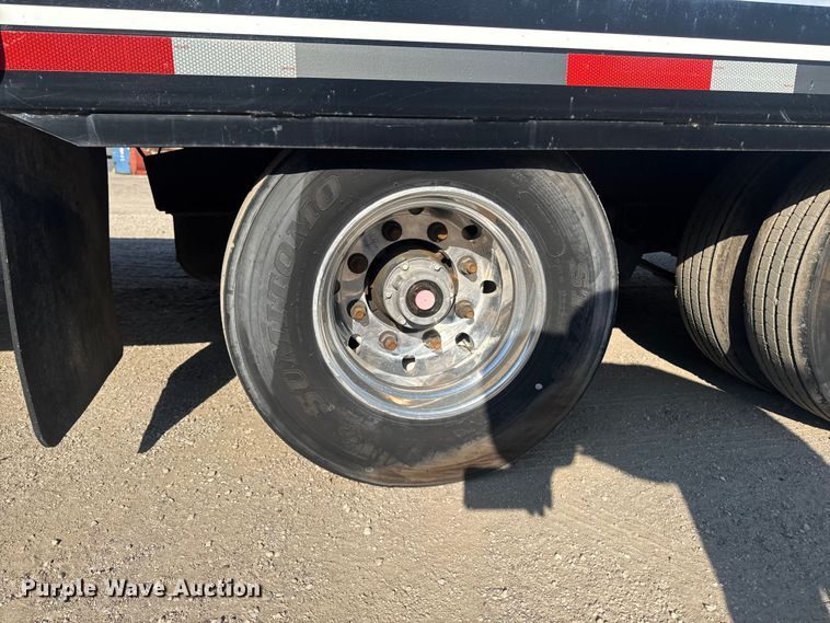 image for item ER0481 2019 Interstate Trailers, Inc. 50TDL tilt deck equipment trailer