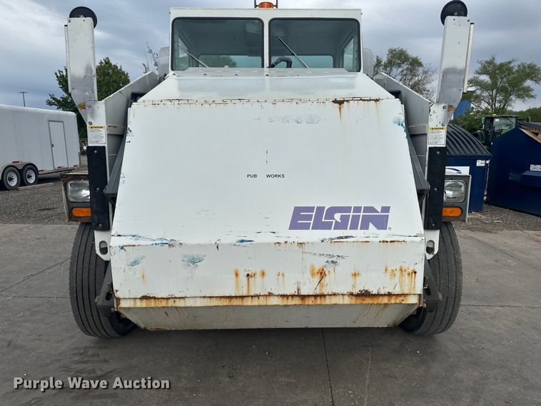 image for item ER0482 2001 Elgin Pelican P series street sweeper