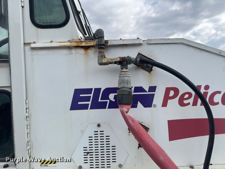 image for item ER0482 2001 Elgin Pelican P series street sweeper