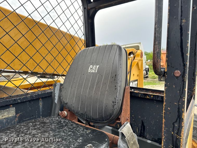 image for item ER0493 1996 Caterpillar TH63 telehandler