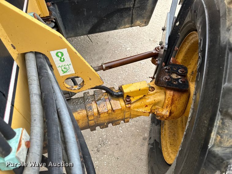 image for item ER0493 1996 Caterpillar TH63 telehandler