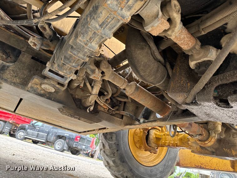 image for item ER0493 1996 Caterpillar TH63 telehandler