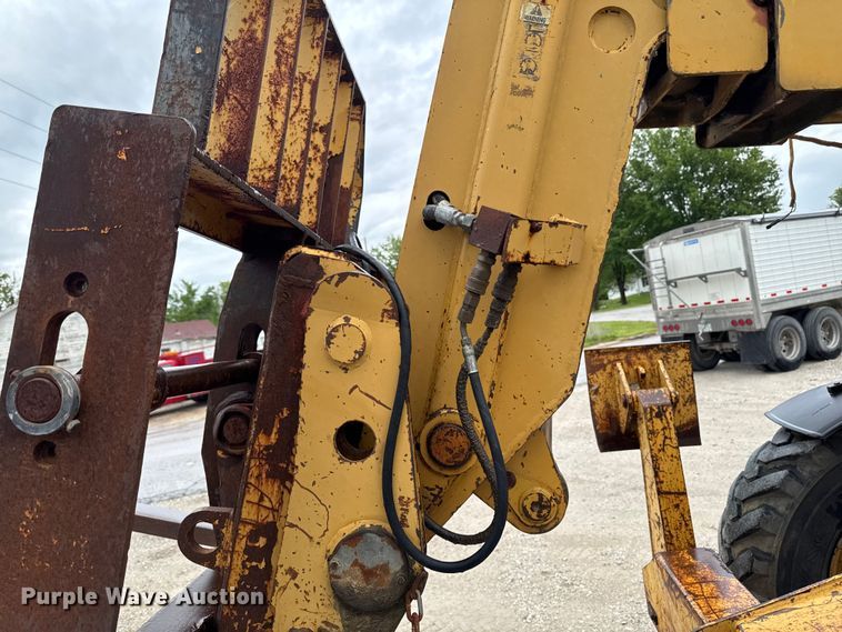 image for item ER0493 1996 Caterpillar TH63 telehandler