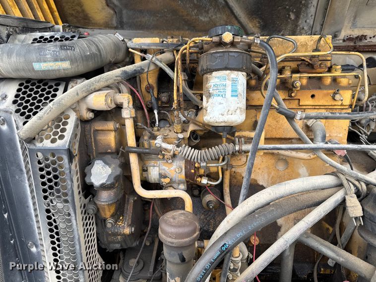 image for item ER0493 1996 Caterpillar TH63 telehandler