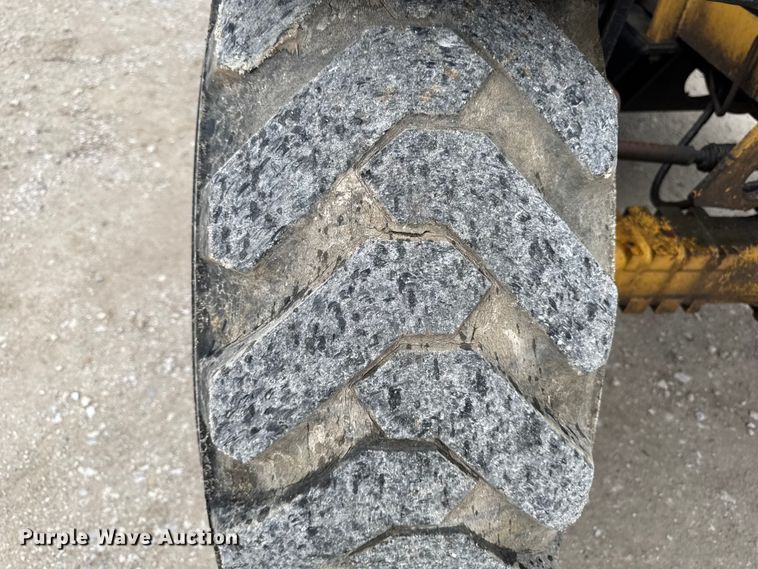image for item ER0493 1996 Caterpillar TH63 telehandler