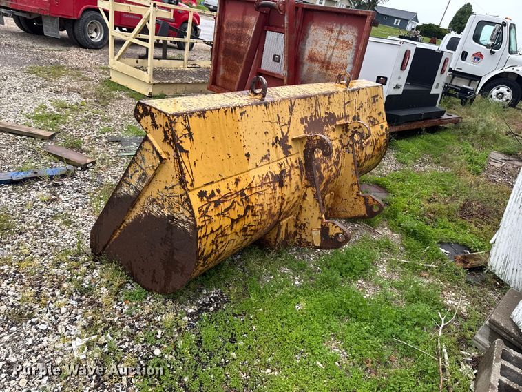 image for item ER0493 1996 Caterpillar TH63 telehandler