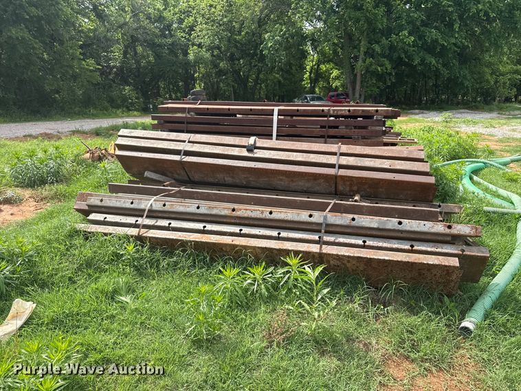 image for item ER1092 Ridged steel concrete forms