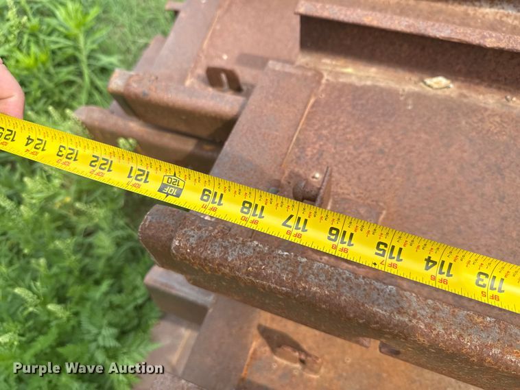 image for item ER1092 Ridged steel concrete forms