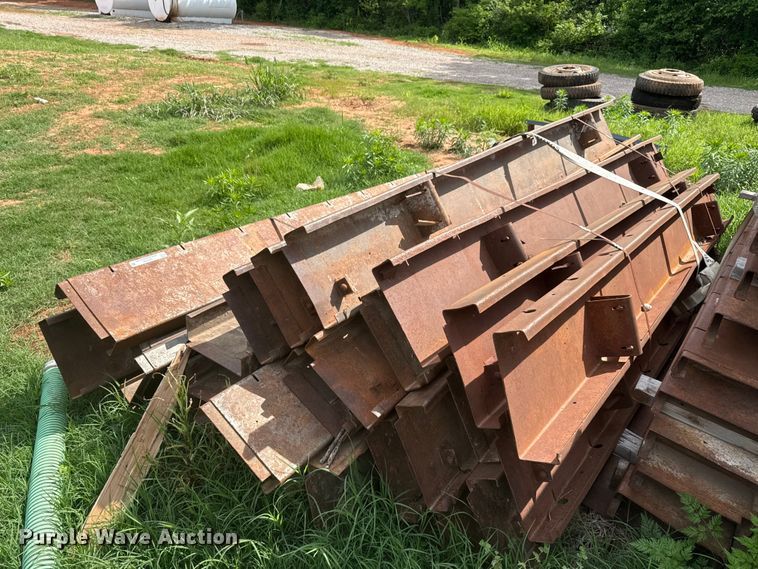 image for item ER1092 Ridged steel concrete forms