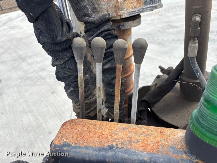 image for item ER7567 2015 Ditch Witch JT25 directional boring unit