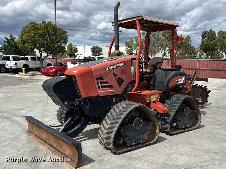 image for item ER7569 2014 Ditch Witch RT80Q trencher