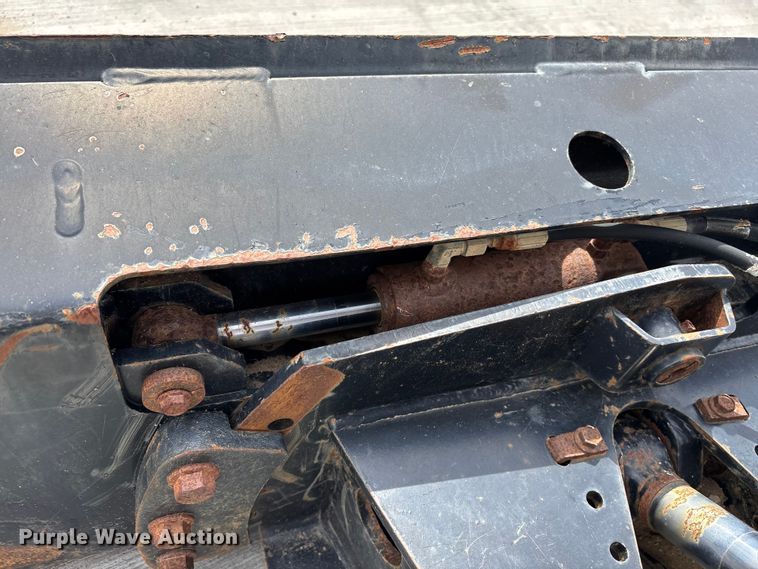 image for item ER7569 2014 Ditch Witch RT80Q trencher