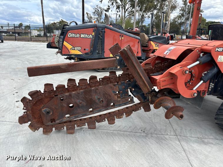 image for item ER7569 2014 Ditch Witch RT80Q trencher