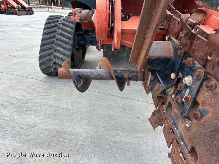 image for item ER7569 2014 Ditch Witch RT80Q trencher