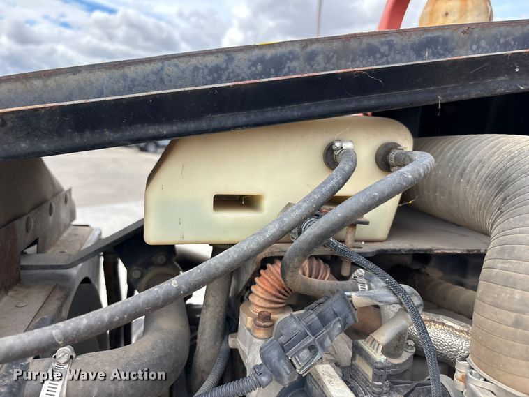 image for item ER7569 2014 Ditch Witch RT80Q trencher