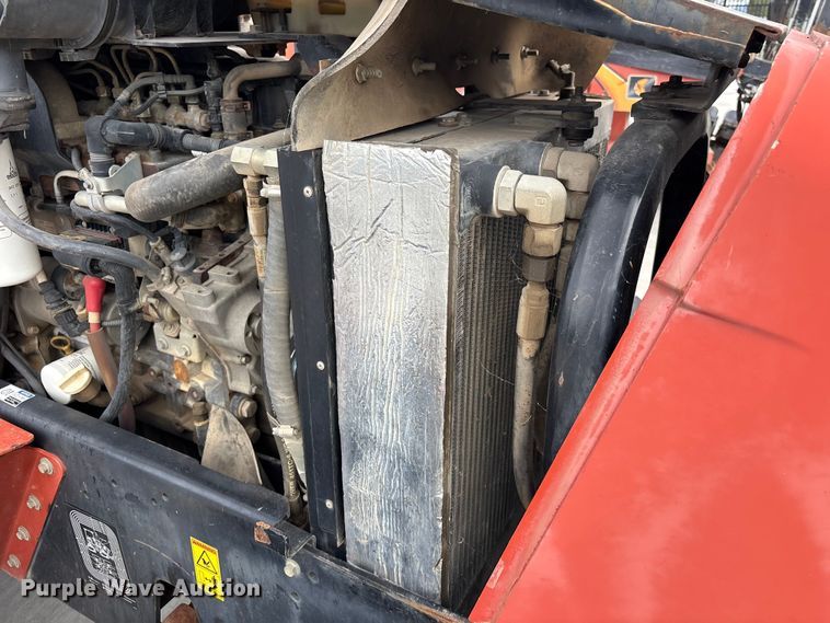 image for item ER7569 2014 Ditch Witch RT80Q trencher