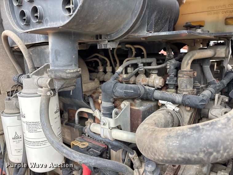 image for item ER7569 2014 Ditch Witch RT80Q trencher