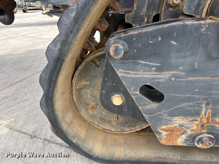 image for item ER7569 2014 Ditch Witch RT80Q trencher