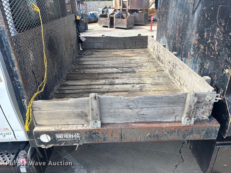 image for item ER7570 2006 Chevrolet C6500 dump truck