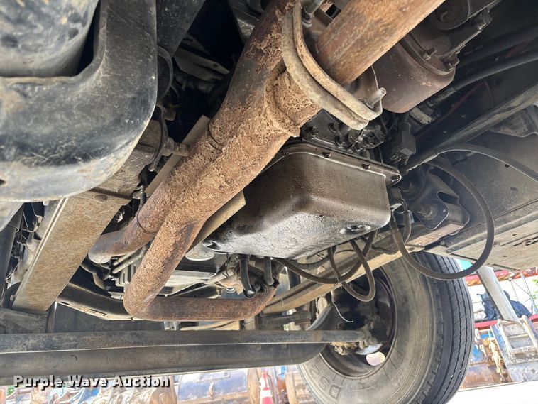 image for item ER7570 2006 Chevrolet C6500 dump truck