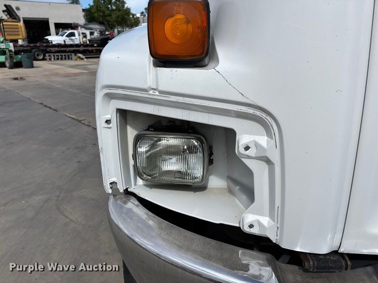image for item ER7570 2006 Chevrolet C6500 dump truck