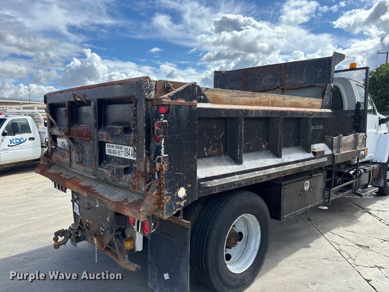 image for item ER7570 2006 Chevrolet C6500 dump truck