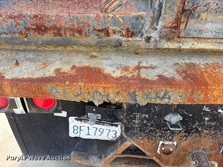 image for item ER7570 2006 Chevrolet C6500 dump truck