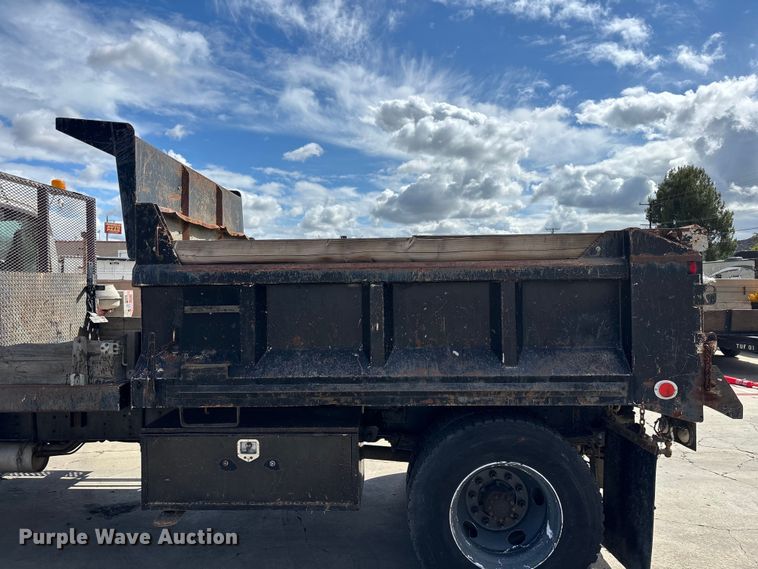 image for item ER7570 2006 Chevrolet C6500 dump truck