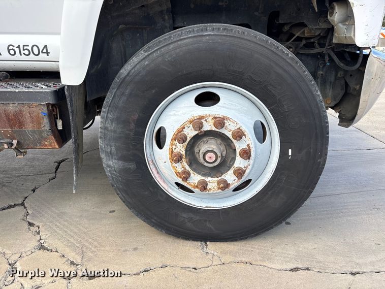 image for item ER7570 2006 Chevrolet C6500 dump truck