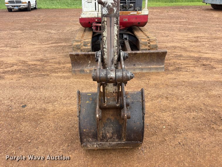 image for item ES8982 2003 Takeuchi TB145 mini excavator