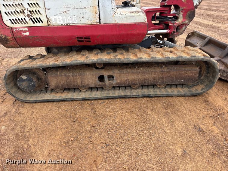 image for item ES8982 2003 Takeuchi TB145 mini excavator