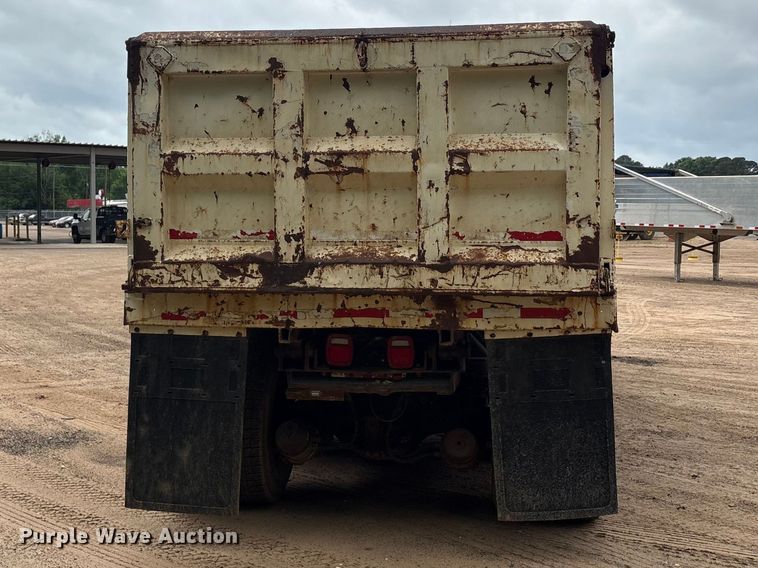 image for item ET2008 1999 Western Star 4900 dump truck
