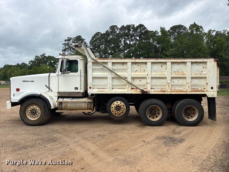 image for item ET2008 1999 Western Star 4900 dump truck