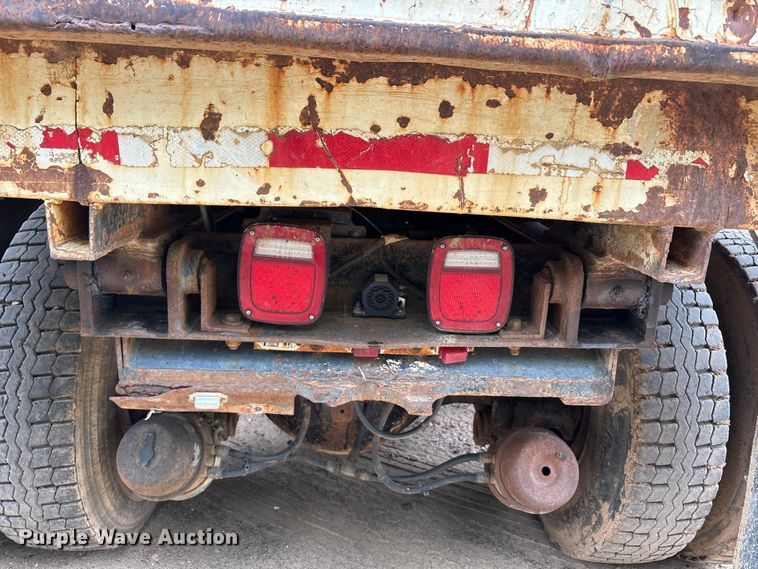 image for item ET2008 1999 Western Star 4900 dump truck