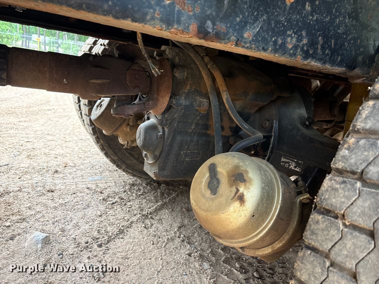image for item ET2008 1999 Western Star 4900 dump truck