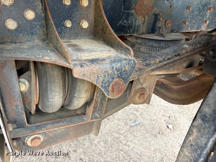 image for item ET2008 1999 Western Star 4900 dump truck