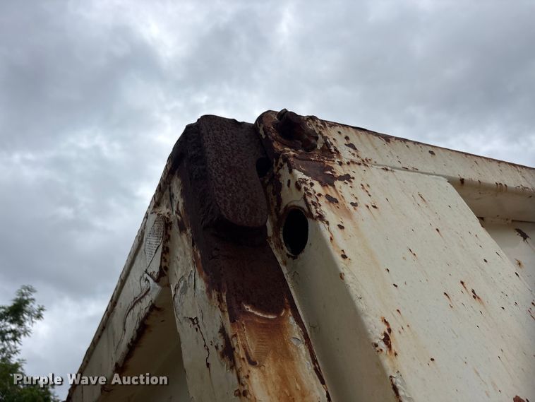image for item ET2008 1999 Western Star 4900 dump truck